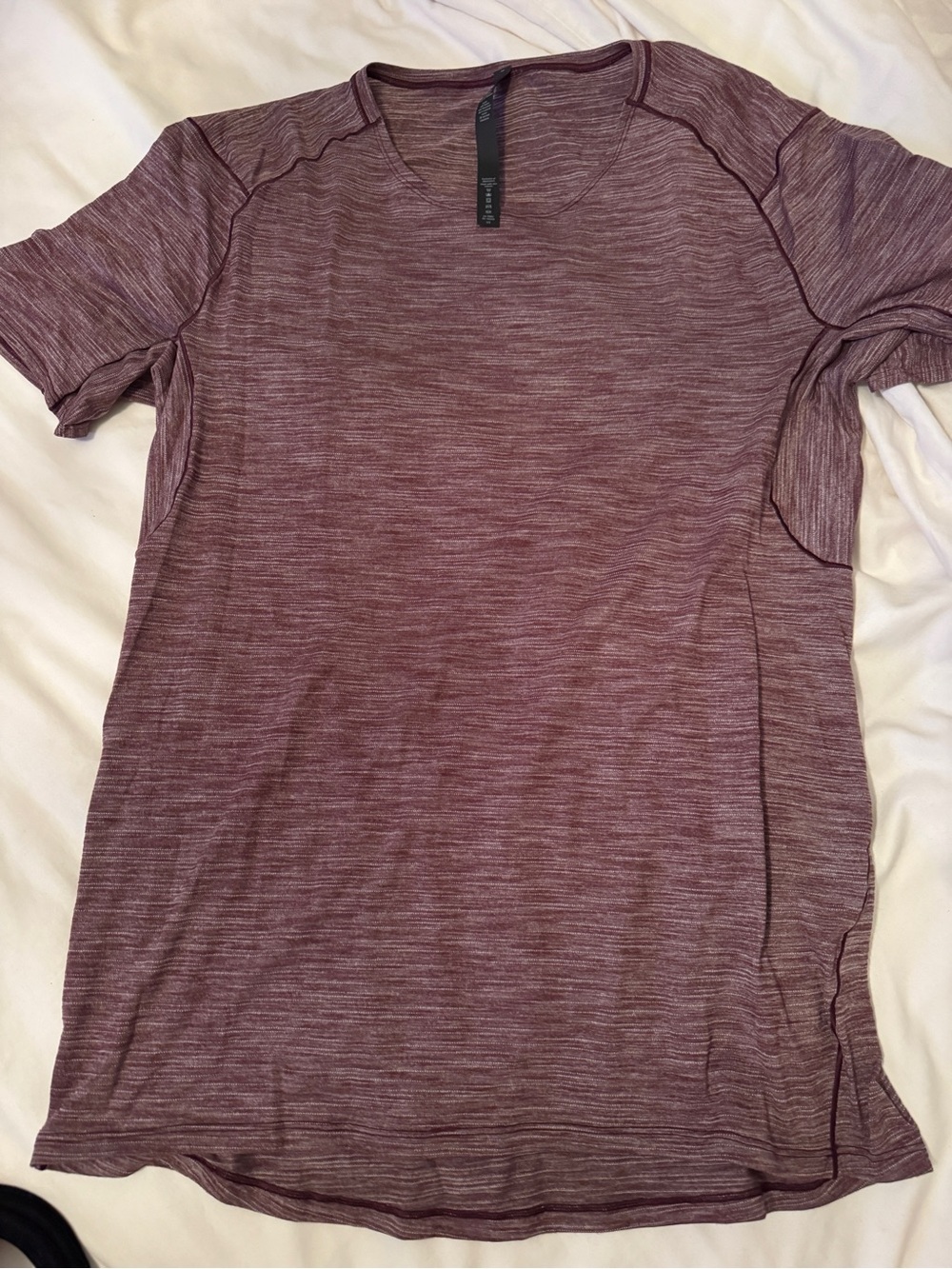 Men’s Lululemon tech shirt size large